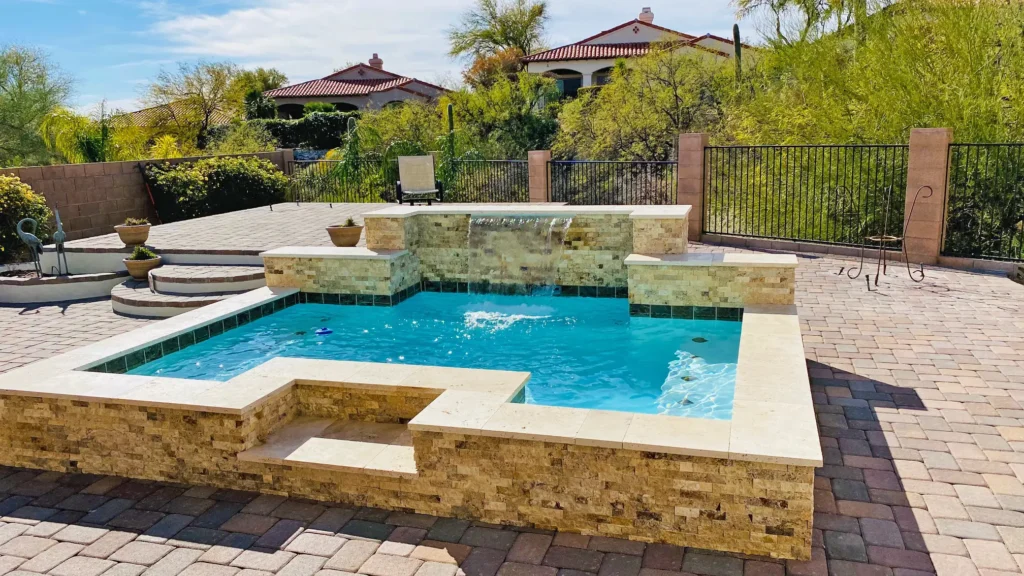 Raised edge pool built by Smart Pool Builders, Vail, AZ